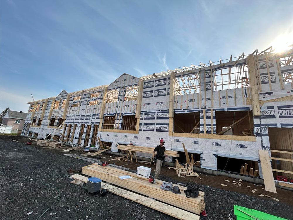 photo 12 logements valleyfield 1 bruanto construction charpente et de location de main d'œuvre